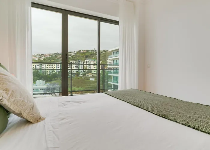 Anjo Location * Funchal (Madeira)